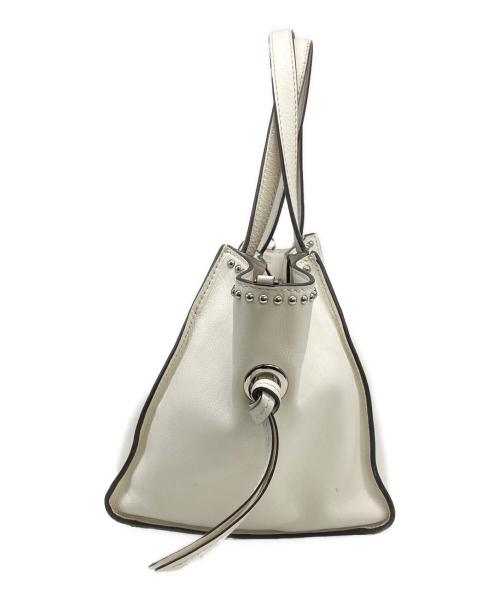 J&M DAVIDSON（ジェイ＆エム デヴィッドソン）J&M DAVIDSON (ジェイ＆エム デヴィッドソン) ハンドバッグ ホワイトの古着・服飾アイテム