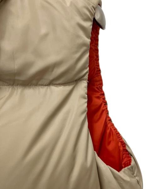 EVISEN（エビセン）EVISEN (エビセン) リバーシブルダウンベスト オレンジ×ベージュ サイズ:SIZE Mの古着・服飾アイテム