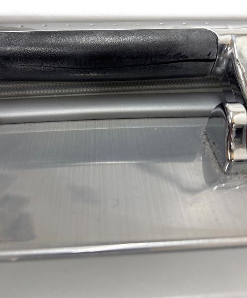 ZERO HALLIBURTON（ゼロ ハリバートン）ZERO HALLIBURTON (ゼロ ハリバートン) スーツケース シルバーの古着・服飾アイテム