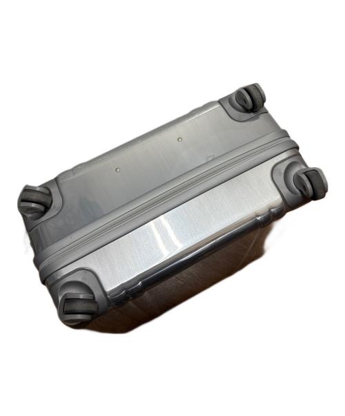 ZERO HALLIBURTON（ゼロ ハリバートン）ZERO HALLIBURTON (ゼロ ハリバートン) スーツケース シルバーの古着・服飾アイテム