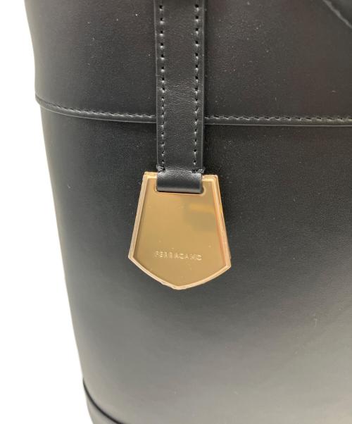 Ferragamo（フェラガモ）Ferragamo (フェラガモ) トートバッグ ブラックの古着・服飾アイテム