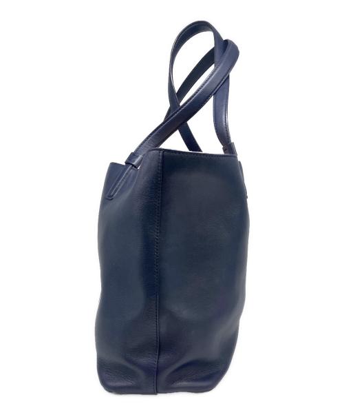 Ferragamo（フェラガモ）Ferragamo (フェラガモ) レザートートバッグ ネイビーの古着・服飾アイテム