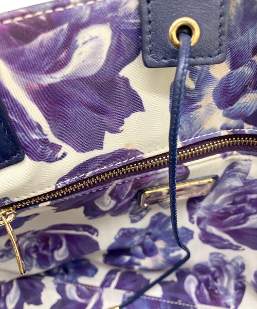 Ferragamo（フェラガモ）Ferragamo (フェラガモ) レザートートバッグ ネイビーの古着・服飾アイテム