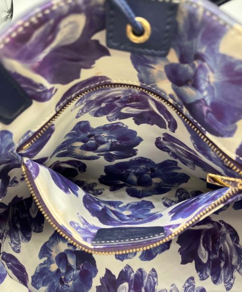 Ferragamo（フェラガモ）Ferragamo (フェラガモ) レザートートバッグ ネイビーの古着・服飾アイテム