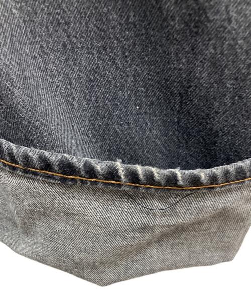 LEVI'S（リーバイス）LEVI'S (リーバイス) 先染めブラックデニムパンツ グレー サイズ:SIZE 91cm (W36)の古着・服飾アイテム