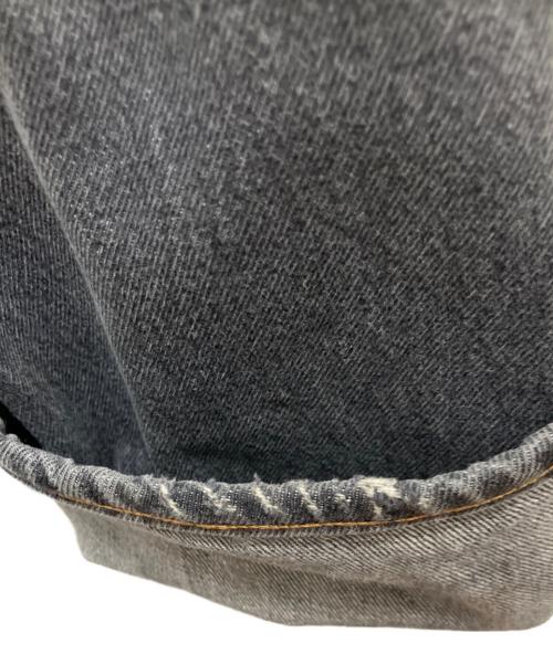 LEVI'S（リーバイス）LEVI'S (リーバイス) 先染めブラックデニムパンツ グレー サイズ:SIZE 91cm (W36)の古着・服飾アイテム