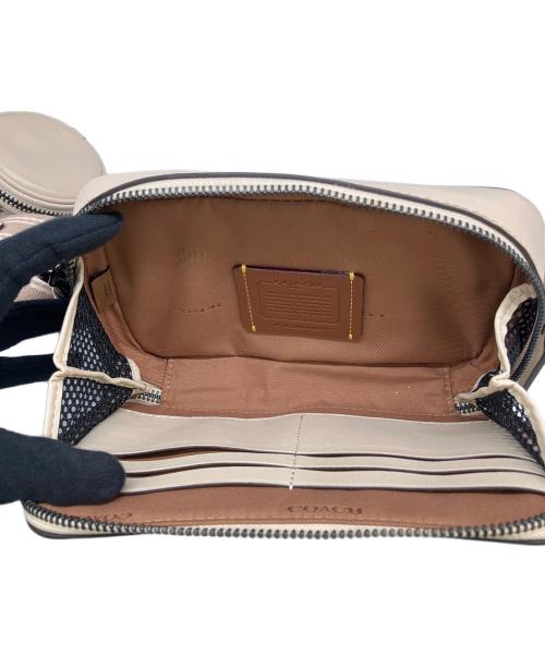 COACH（コーチ）COACH (コーチ) ショルダーバッグ ベージュの古着・服飾アイテム