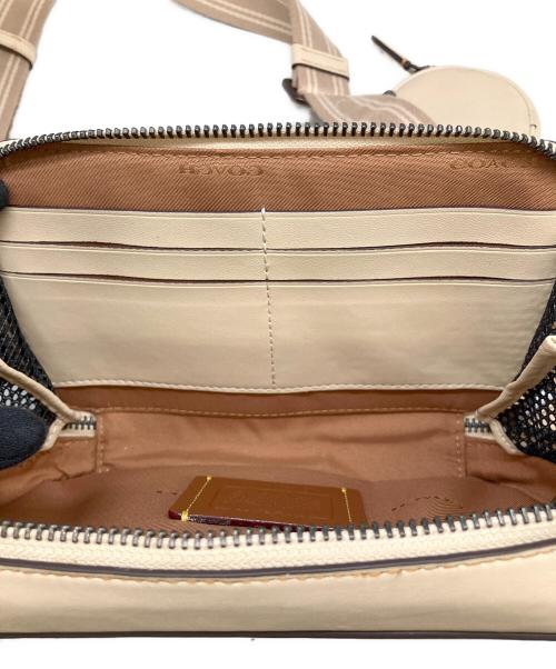 COACH（コーチ）COACH (コーチ) ショルダーバッグ ベージュの古着・服飾アイテム