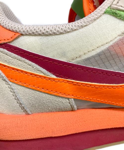 NIKE（ナイキ）NIKE (ナイキ) ローカットスニーカー ベージュ×オレンジ サイズ:SIZE 26cmの古着・服飾アイテム