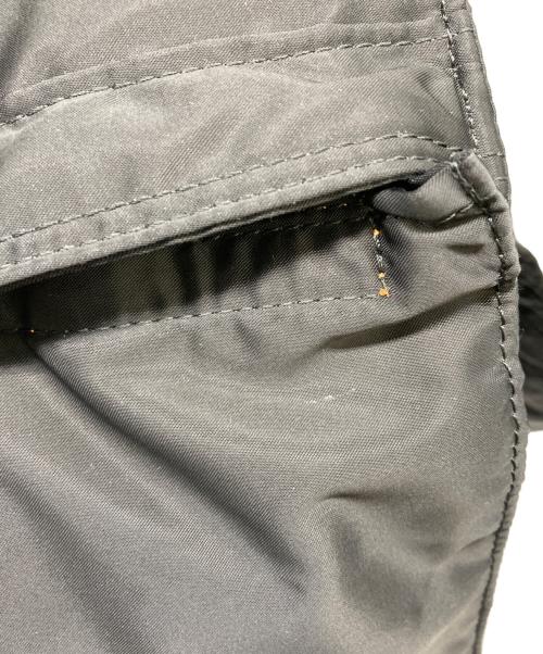 PORTER（ポーター）PORTER (ポーター) ヘルメットショルダーバッグ ブラックの古着・服飾アイテム