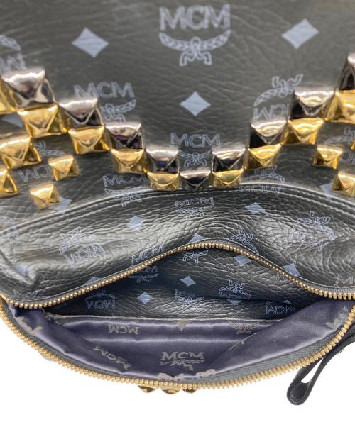MCM（エムシーエム）MCM (エムシーエム) スタッズ リュックサック ブラックの古着・服飾アイテム