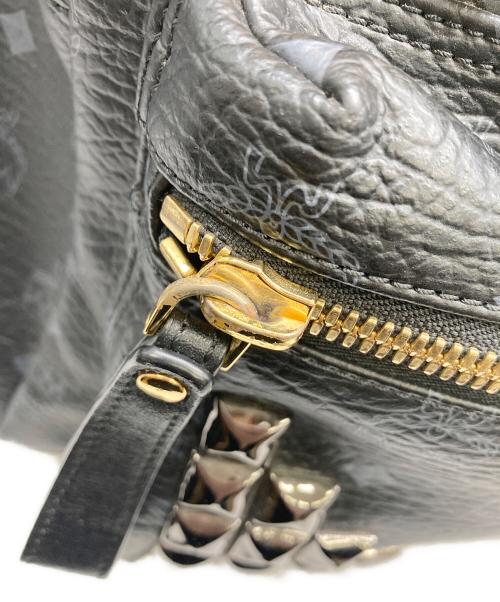 MCM（エムシーエム）MCM (エムシーエム) スタッズ リュックサック ブラックの古着・服飾アイテム