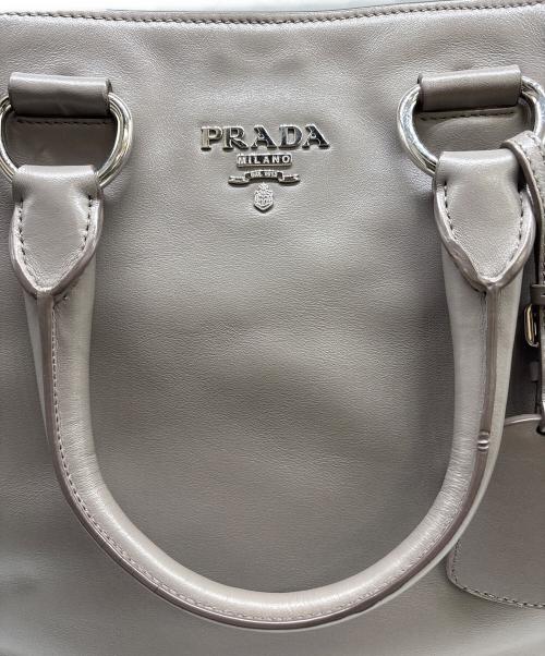 PRADA（プラダ）PRADA (プラダ) 2WAYショルダーバッグ グレーの古着・服飾アイテム