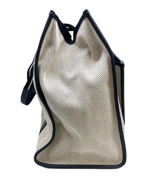 Kate Spade（ケイトスペード）Kate Spade (ケイトスペード) ラケットトートバッグ ホワイトの古着・服飾アイテム