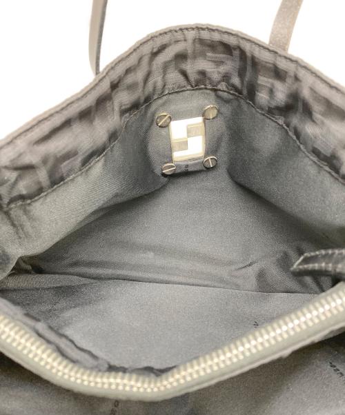 FENDI（フェンディ）FENDI (フェンディ) トートバッグ ブラックの古着・服飾アイテム