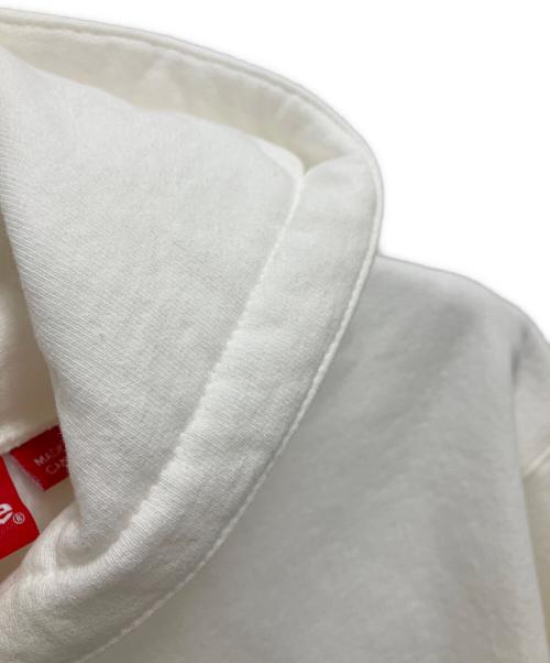 SUPREME（シュプリーム）SUPREME (シュプリーム) プルオーバーパーカー ホワイト サイズ:SIZE Mの古着・服飾アイテム