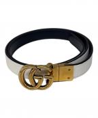 GUCCIグッチ）の古着「リバーシブルスリムベルト」｜ブラック×ホワイト
