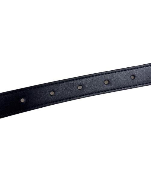 GUCCI（グッチ）GUCCI (グッチ) リバーシブルスリムベルト ブラック×ホワイトの古着・服飾アイテム