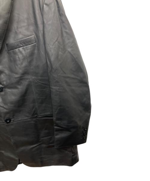 ARMANI COLLEZIONI（アルマーニ コレツィオーニ）ARMANI COLLEZIONI (アルマーニ コレツィオーニ) レザージャケット ブラック サイズ:SIZE 52の古着・服飾アイテム