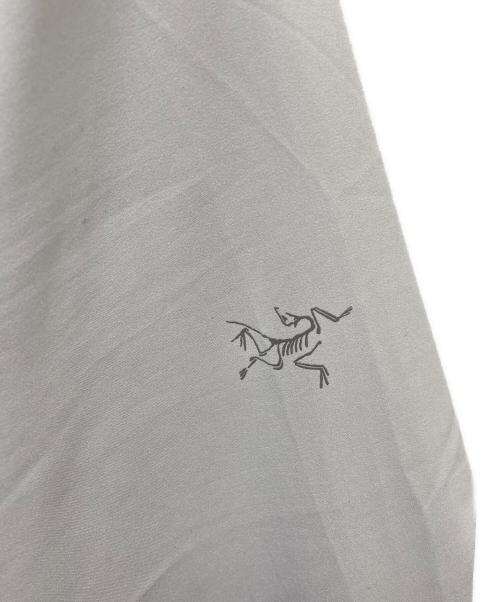 ARC'TERYX（アークテリクス）ARC'TERYX (アークテリクス) 長袖シャツ グレー サイズ:SIZE Sの古着・服飾アイテム