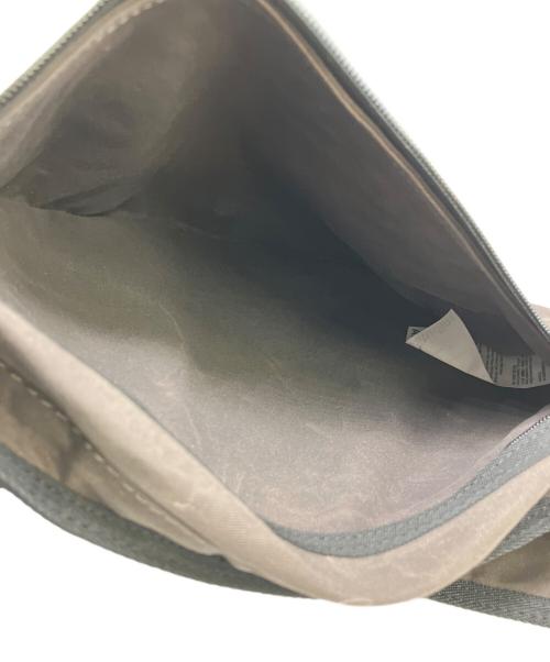 Acne studios（アクネ ストゥディオズ）Acne studios (アクネ ストゥディオズ) スリングバックパック グレーの古着・服飾アイテム