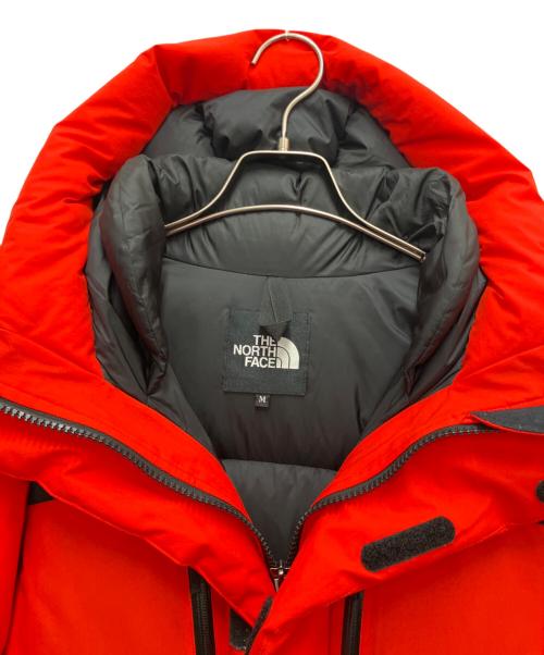 THE NORTH FACE（ザ ノース フェイス）THE NORTH FACE (ザ ノース フェイス) ダウンジャケット レッド×ブラック サイズ:SIZE Mの古着・服飾アイテム