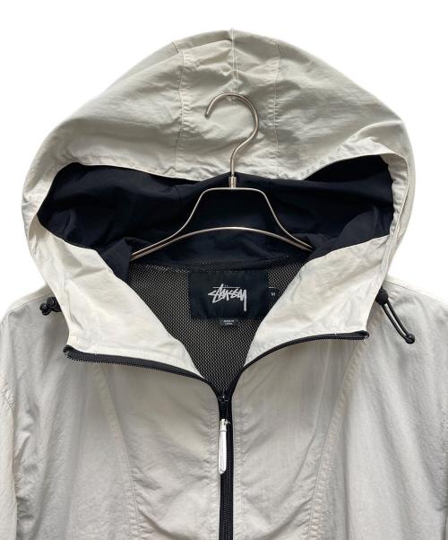 stussy（ステューシー）stussy (ステューシー) アノラックパーカー ホワイト×ブラック サイズ:SIZE Mの古着・服飾アイテム