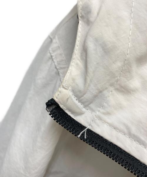 stussy（ステューシー）stussy (ステューシー) アノラックパーカー ホワイト×ブラック サイズ:SIZE Mの古着・服飾アイテム