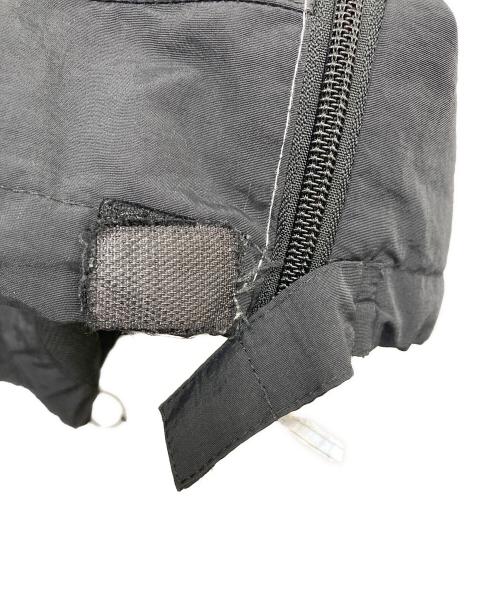 stussy（ステューシー）stussy (ステューシー) アノラックパーカー ホワイト×ブラック サイズ:SIZE Mの古着・服飾アイテム