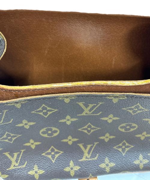 LOUIS VUITTON（ルイ ヴィトン）LOUIS VUITTON (ルイ ヴィトン) ショルダーバッグ ブラウンの古着・服飾アイテム