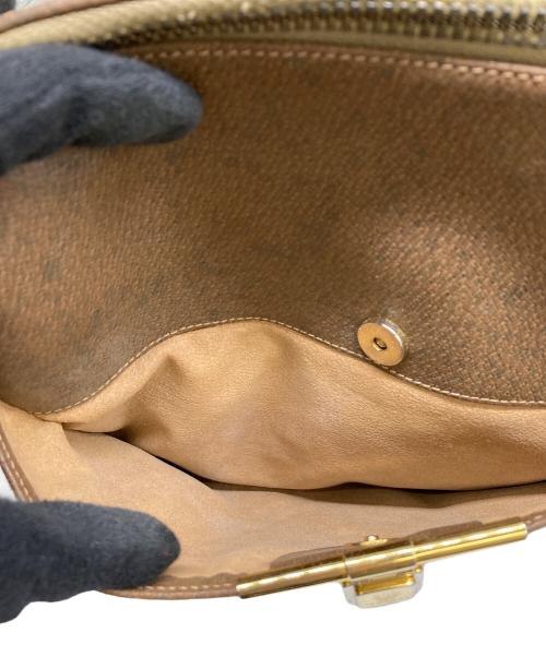 GUCCI（グッチ）GUCCI (グッチ) ショルダーバッグ ブラウンの古着・服飾アイテム