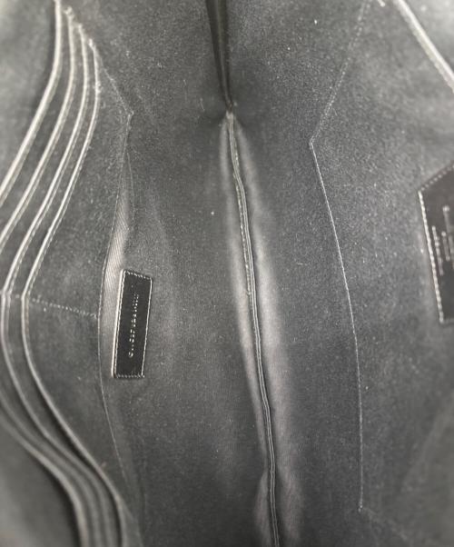 Saint Laurent Paris（サンローランパリ）Saint Laurent Paris (サンローランパリ) クラッチバッグ ブラックの古着・服飾アイテム