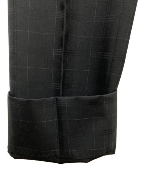BURBERRY BLACK LABEL（バーバリーブラックレーベル）BURBERRY BLACK LABEL (バーバリーブラックレーベル) 3ボタンセットアップスーツ ブラック サイズ:40Rの古着・服飾アイテム