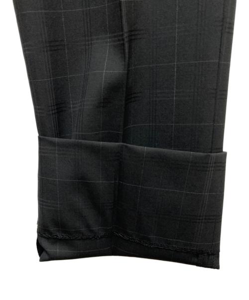 BURBERRY BLACK LABEL（バーバリーブラックレーベル）BURBERRY BLACK LABEL (バーバリーブラックレーベル) 3ボタンセットアップスーツ ブラック サイズ:40Rの古着・服飾アイテム