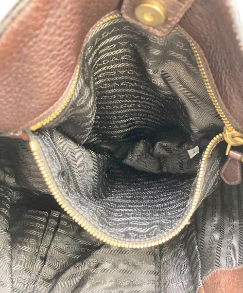 PRADA（プラダ）PRADA (プラダ) ワンショルダーバッグ　1BC3786 ブラウンの古着・服飾アイテム