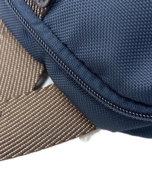 TUMI（トゥミ）TUMI (トゥミ) ボディーバッグ ネイビーの古着・服飾アイテム