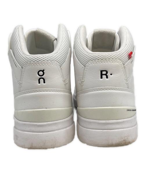 on（オン）on (オン) THE ROGER Clubhouse Mid ホワイト サイズ:SIZE 26.5cmの古着・服飾アイテム