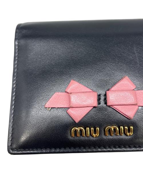 MIU MIU（ミュウミュウ）MIU MIU (ミュウミュウ) 2つ折り財布 ブラックの古着・服飾アイテム