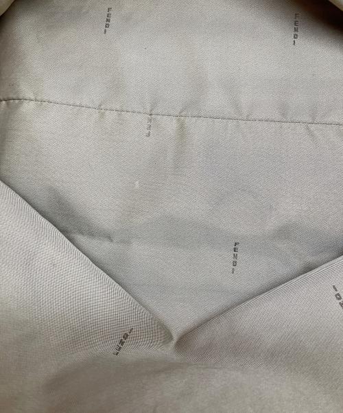 FENDI（フェンディ）FENDI (フェンディ) セレリアストロートートバッグ ベージュの古着・服飾アイテム