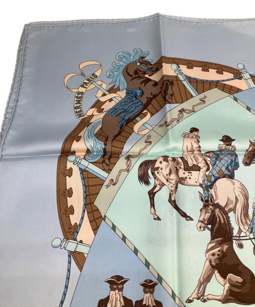 HERMES（エルメス）HERMES (エルメス) カレ90　シャンティイ城馬の博物館 スカイブルーの古着・服飾アイテム