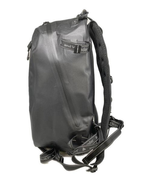 and wander（アンドワンダー）and wander (アンドワンダー) Waterproof Daypack ブラック 未使用品の古着・服飾アイテム