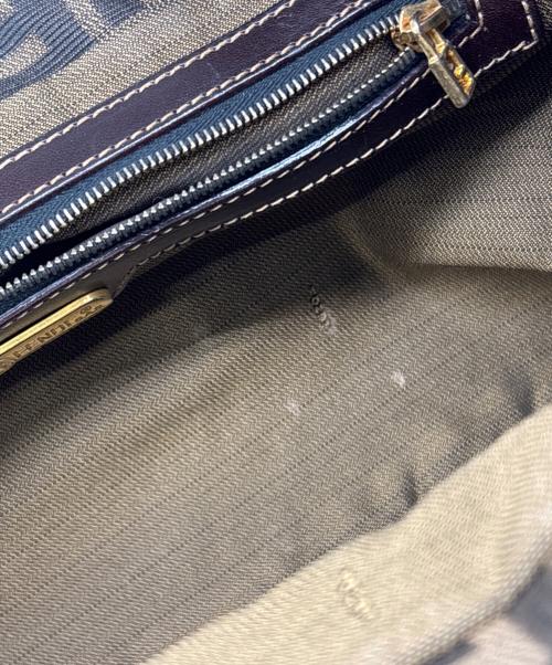 FENDI（フェンディ）FENDI (フェンディ) ハンドバッグ　ズッカ ブラウンの古着・服飾アイテム