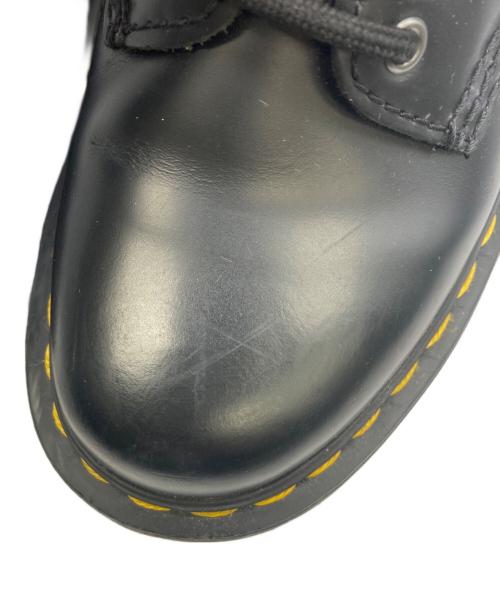 Dr.Martens（ドクターマーチン）Dr.Martens (ドクターマーチン) 5ホールブーツ ブラック サイズ:SIZE 22.5cmの古着・服飾アイテム