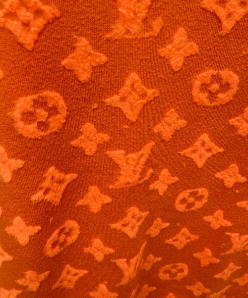 LOUIS VUITTON（ルイ ヴィトン）LOUIS VUITTON (ルイ ヴィトン) フルモノグラムジャカードクルーネックニットスウェット オレンジ サイズ:SIZE Mの古着・服飾アイテム