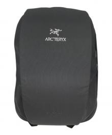 ARC'TERYX（アークテリクス）の古着「リュック」｜ブラック