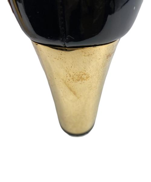 Christian Louboutin（クリスチャン・ルブタン）Christian Louboutin (クリスチャン・ルブタン) サンダル ブラック×ゴールド サイズ:SIZE 36（約23㎝相当）の古着・服飾アイテム