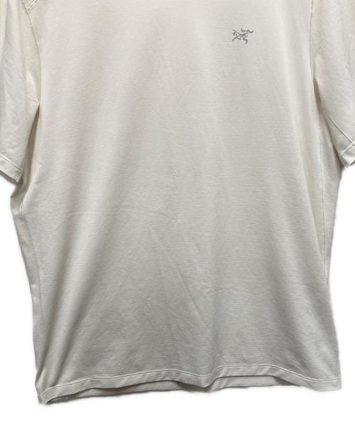 ARC'TERYX（アークテリクス）ARC'TERYX (アークテリクス) コーマック クルー ショートスリーブ ホワイト サイズ:SIZE Mの古着・服飾アイテム