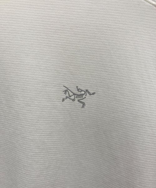 ARC'TERYX（アークテリクス）ARC'TERYX (アークテリクス) コーマック クルー ショートスリーブ ホワイト サイズ:SIZE Mの古着・服飾アイテム