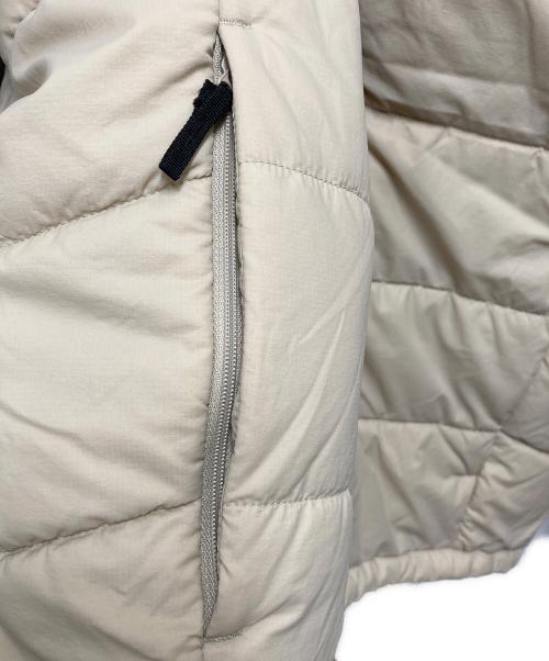 THE NORTH FACE（ザ ノース フェイス）THE NORTH FACE (ザ ノース フェイス) リバーシブルエニータイムインサレーテッドフーディ ブラック×ベージュ サイズ:SIZE XLの古着・服飾アイテム