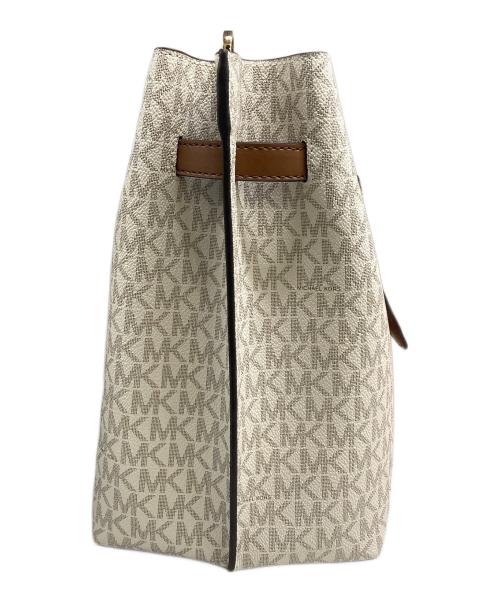 MICHAEL KORS（マイケルコース）MICHAEL KORS (マイケルコース) ショルダーバッグ アイボリーの古着・服飾アイテム